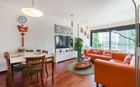 Jie Apartment